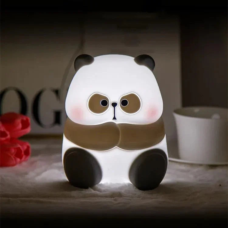 Creative Fashion Panda-shaped Lamp – Silicone Night Light Home Decor  مصباح باندا مبتكر على شكل باندا – ضوء ليلي سيليكون للديكور المنزلي